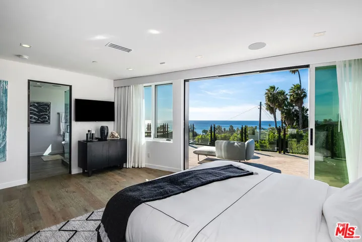 31555 Pacific Coast Highway, Malibu, California 90265