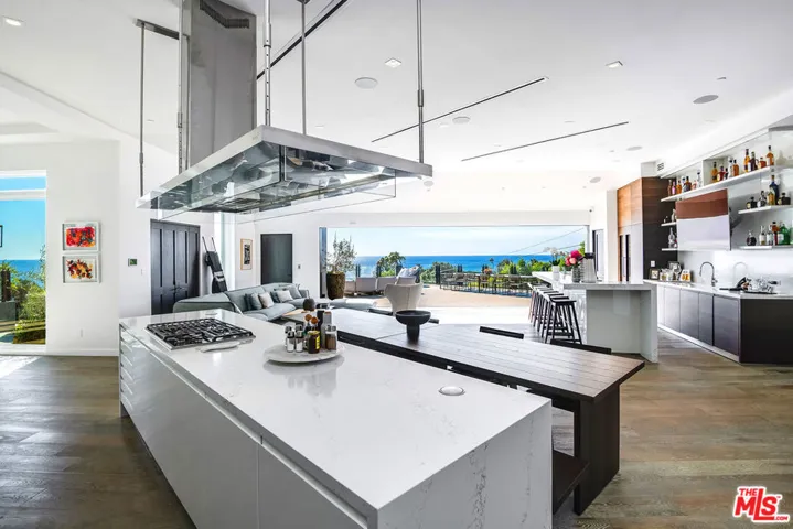 31555 Pacific Coast Highway, Malibu, California 90265
