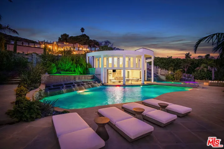 31555 Pacific Coast Highway, Malibu, California 90265
