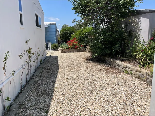 3945 Bradford 49, La Verne, California 91750