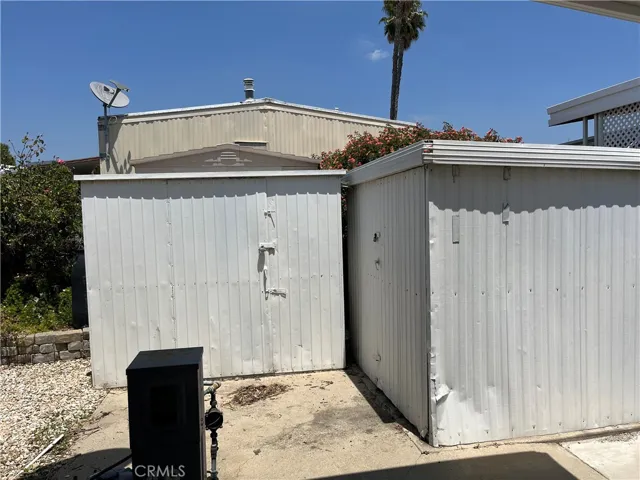 3945 Bradford 49, La Verne, California 91750