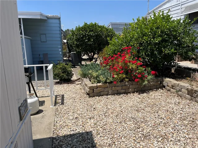 3945 Bradford 49, La Verne, California 91750