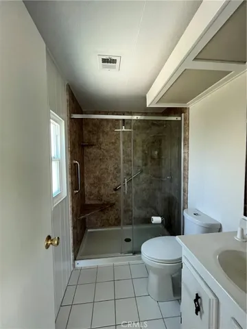 3945 Bradford 49, La Verne, California 91750