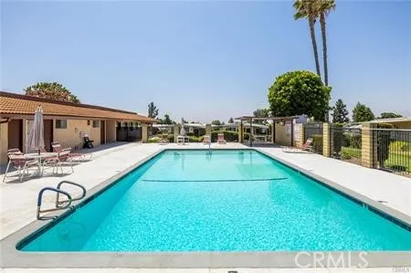 3945 Bradford 49, La Verne, California 91750