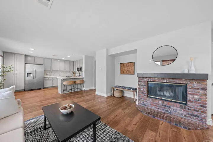 359 Franciscan Way, Oceanside, California 92057