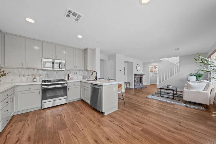 359 Franciscan Way, Oceanside, California 92057