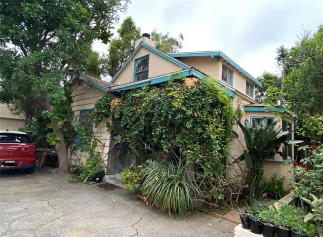 2 Story Detached House