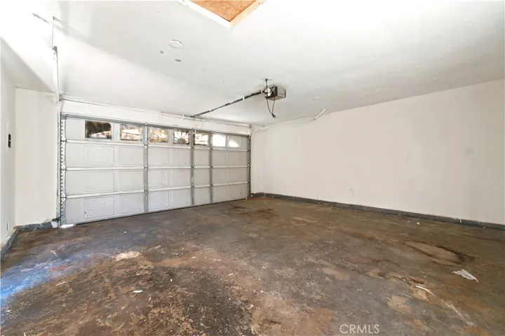 10249 Lemona Avenue, San Fernando, California 91345