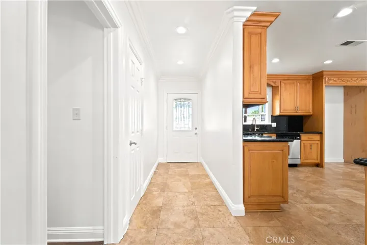 10249 Lemona Avenue, San Fernando, California 91345
