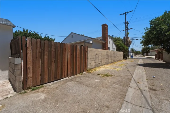 10249 Lemona Avenue, San Fernando, California 91345