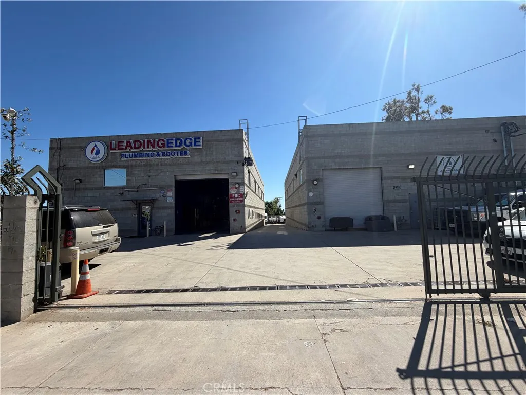 12300 Foothill Boulevard, Sylmar, California 91342 — photo 5