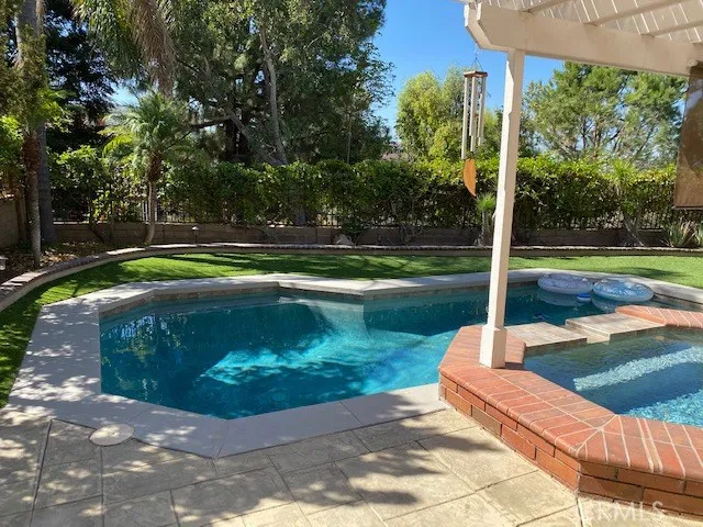 781 S Foxdale Lane, Anaheim Hills, California 92807