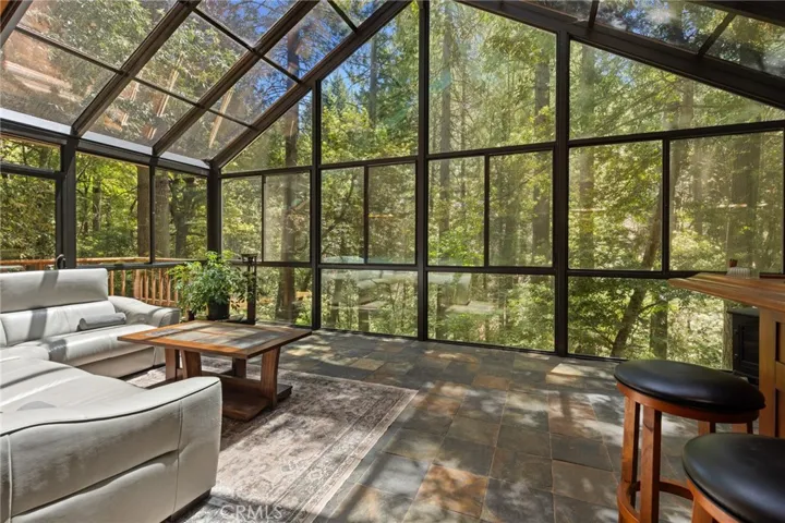 16196 Skyway, Magalia, California 95954