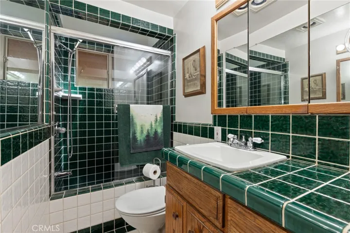 16196 Skyway, Magalia, California 95954