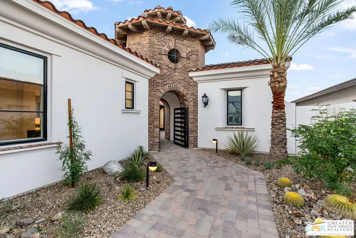 59310 Almeria, La Quinta, California 92253