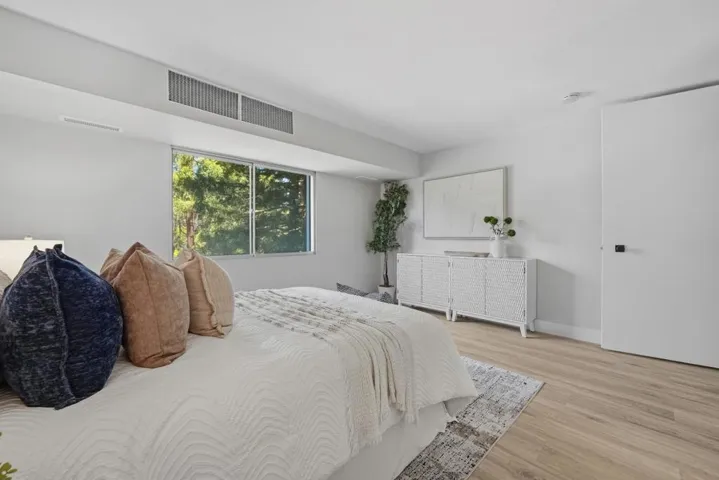 101 Alma Street 301, Palo Alto, California 94301