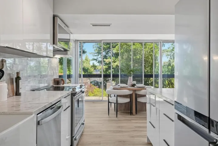101 Alma Street 301, Palo Alto, California 94301