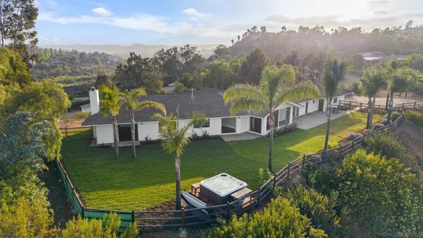 16551 Zumaque, Rancho Santa Fe, California 92067