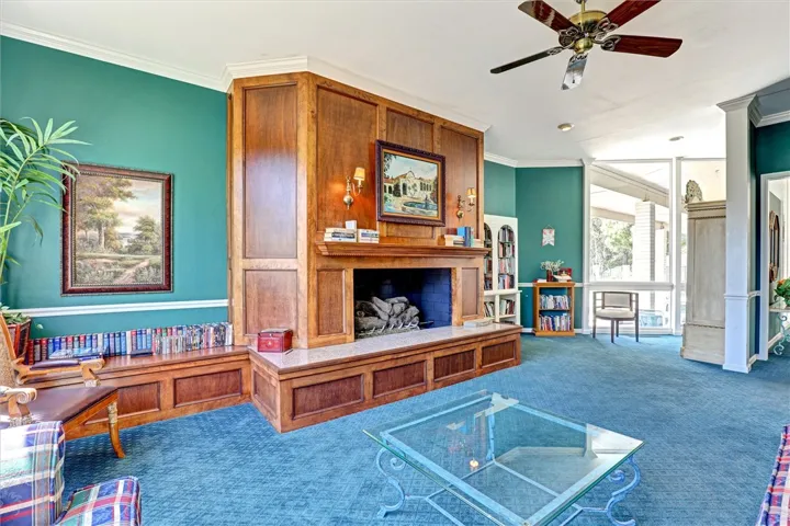 Club house - cozy fireplace area