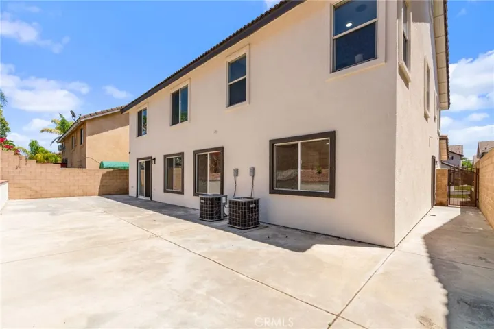 13404 Cumberland, Fontana, California 92336