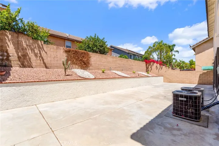 13404 Cumberland, Fontana, California 92336
