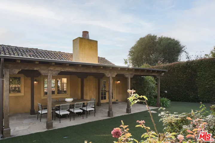1615 Overlook Lane, Santa Barbara, California 93103