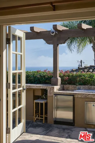 1615 Overlook Lane, Santa Barbara, California 93103