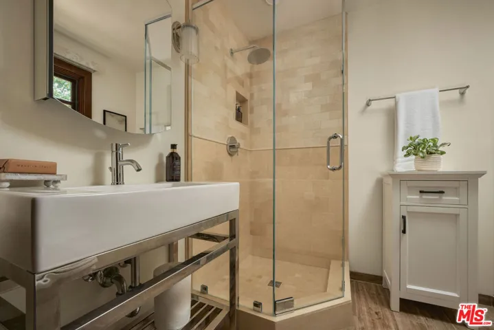 1615 Overlook Lane, Santa Barbara, California 93103