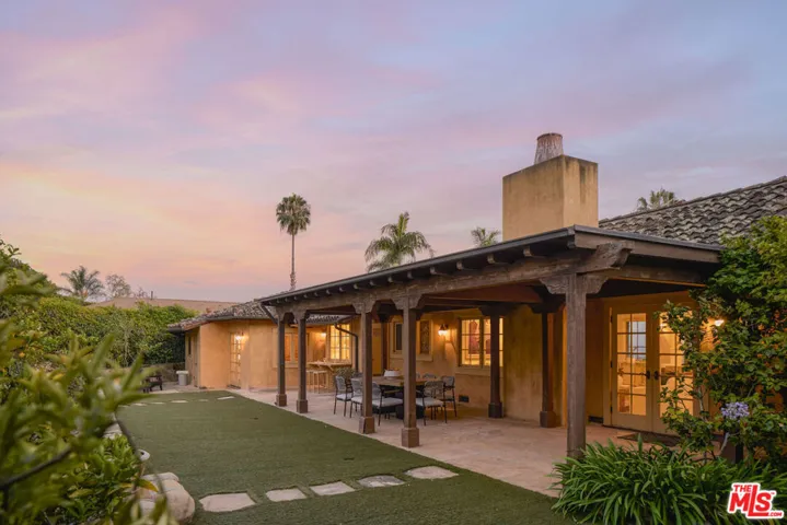 1615 Overlook Lane, Santa Barbara, California 93103