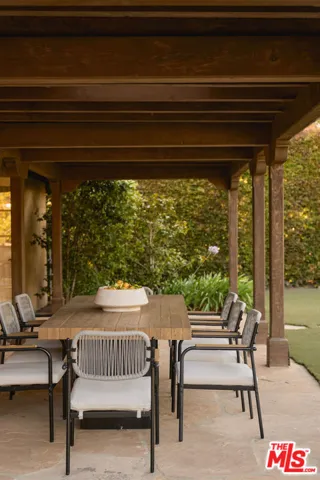 1615 Overlook Lane, Santa Barbara, California 93103