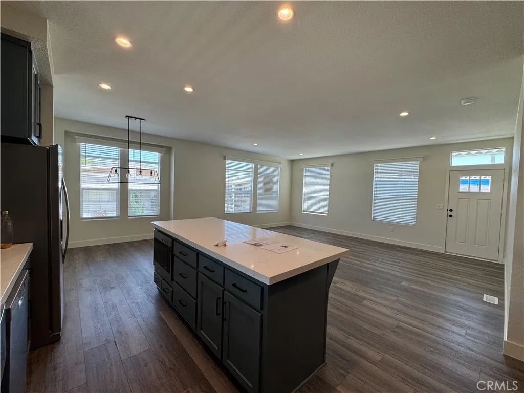 8801 Eton 123, Canoga Park, California 91304 — photo 4