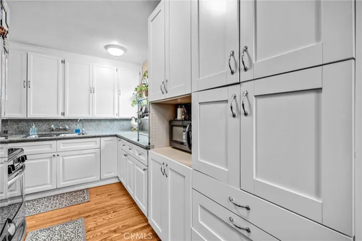 8645 Wakefield, Panorama City, California 91402