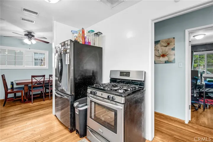 8645 Wakefield, Panorama City, California 91402