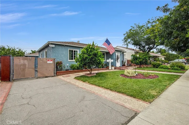 8645 Wakefield, Panorama City, California 91402
