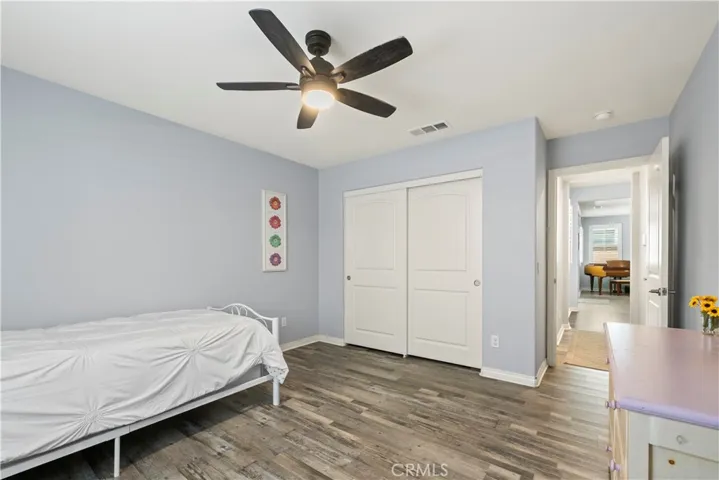 Downstairs Bedroom (1/4)
