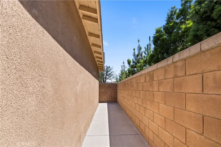 3147 E Yellowstone Drive, Ontario, California 91762