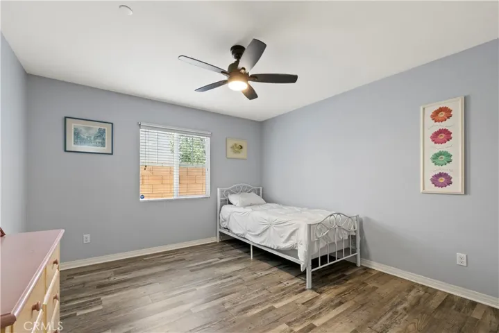 Downstairs Bedroom (1/4)