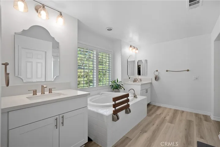 Main Bath 2