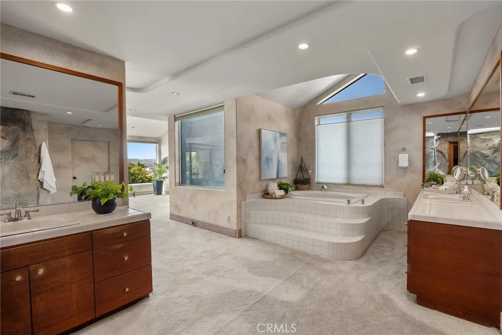 Prinary Suite Bath