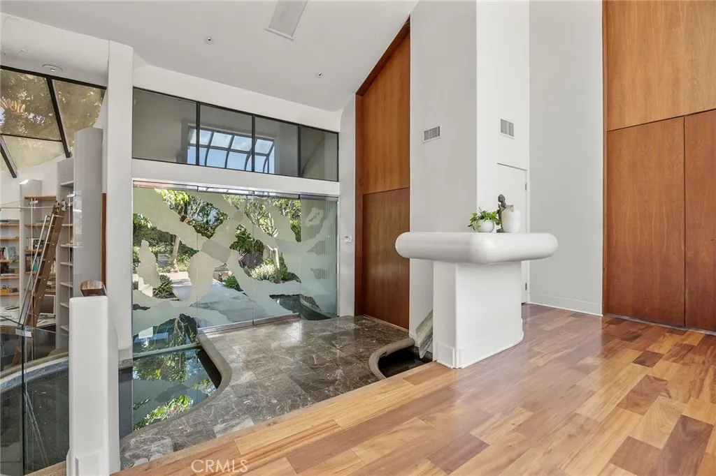 Entry with Water Surround