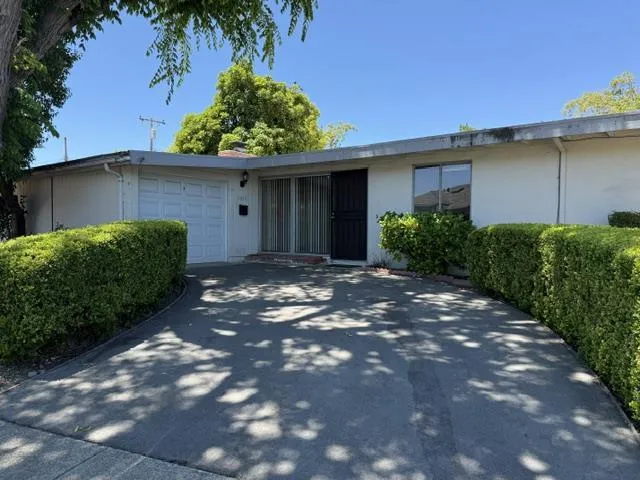 3015 Cameron Way, Santa Clara, California 95051