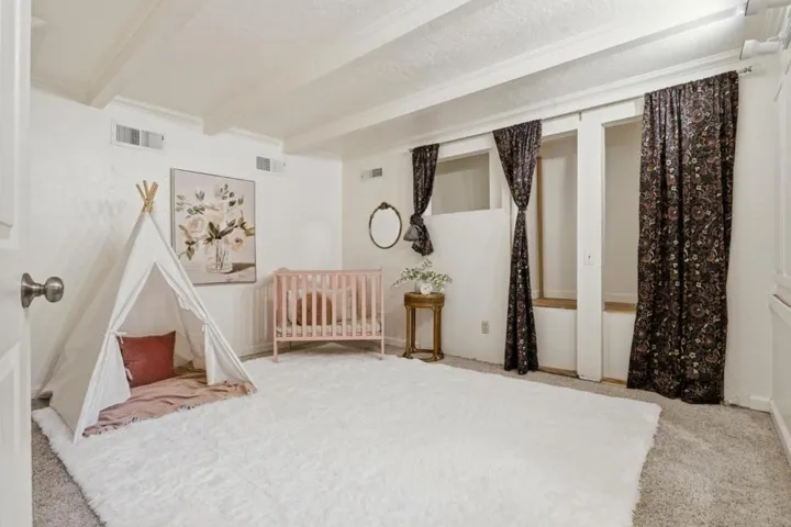Downstairs bedroom