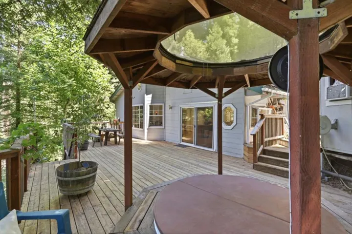 135 Oak Street, Brookdale, California 95007