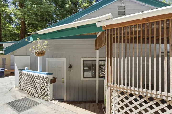 135 Oak Street, Brookdale, California 95007