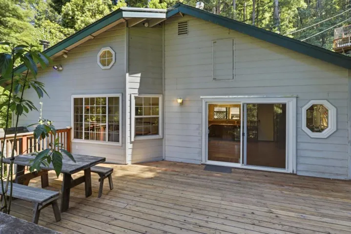 135 Oak Street, Brookdale, California 95007