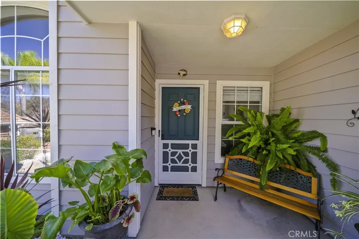 27908 Rainier Road, Castaic, California 91384