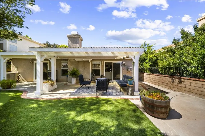 27908 Rainier Road, Castaic, California 91384