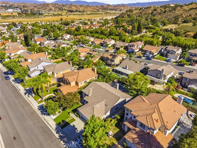27908 Rainier Road, Castaic, California 91384