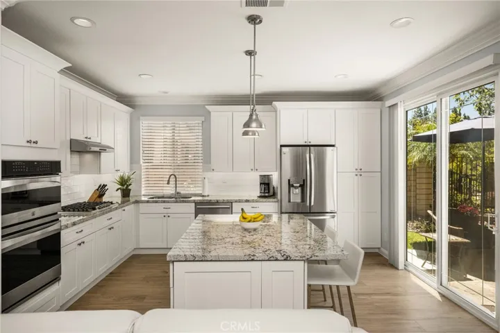 2564 Newman Avenue, Tustin, California 92782