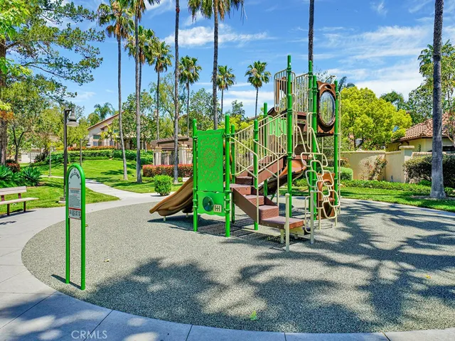 2564 Newman Avenue, Tustin, California 92782